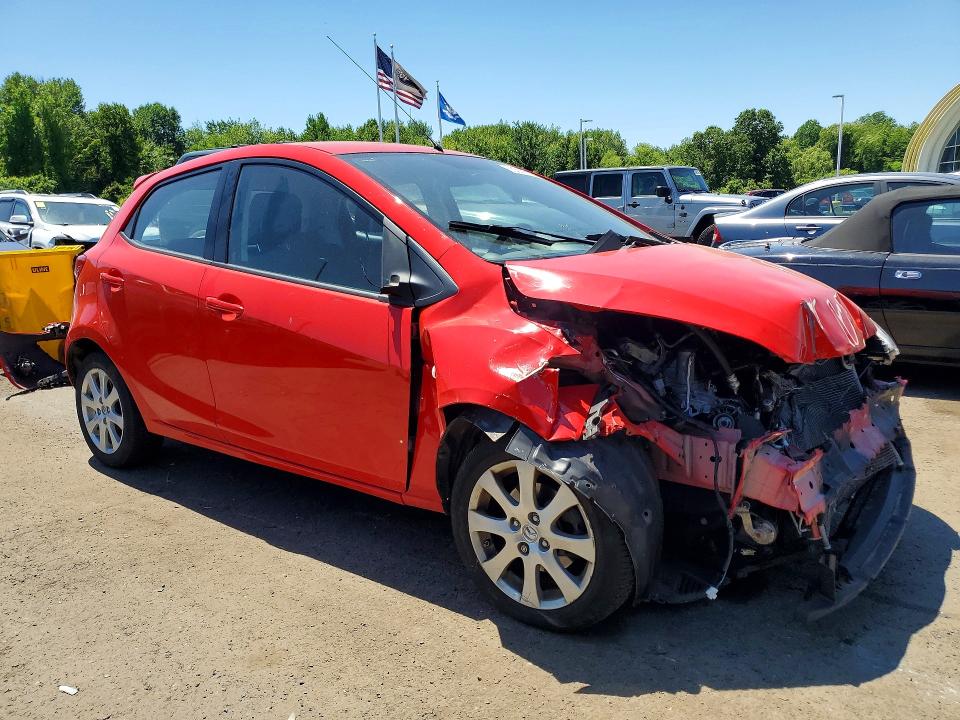 55639926 :رقم المزاد ، JM1DE1HZ8B0104556 vin ، 2011 Mazda Mazda2 مزاد بيع