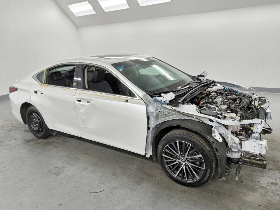Продажа на аукционе авто 2024 Lexus Es 300h, vin: 58ADA1C11RU052451, номер лота: 54984576