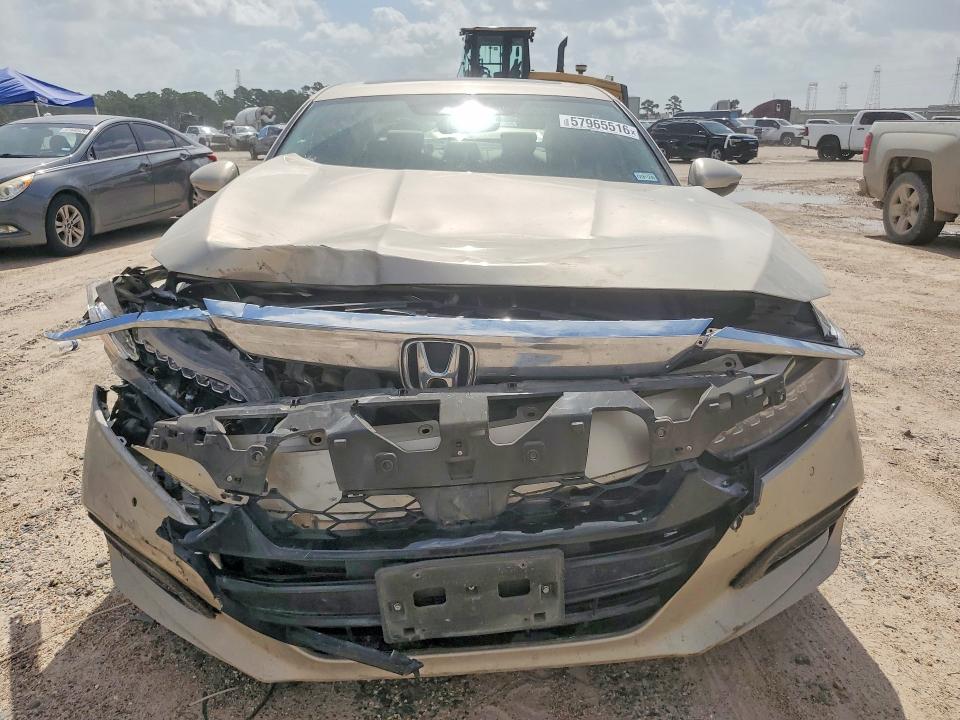Продаж на аукціоні авто 2019 Honda Accord, vin: 1HGCV2F94KA004342, номер лоту: 57965516