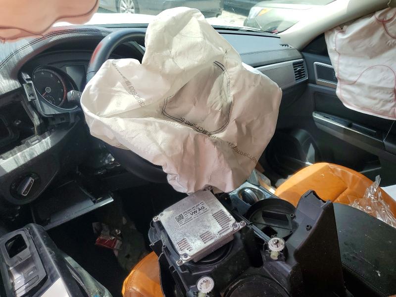 58032076 :رقم المزاد ، 1V2DR2CA4KC579114 vin ، 2019 Volkswagen Atlas مزاد بيع