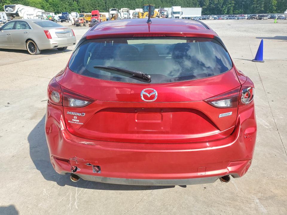 56831666 :رقم المزاد ، 3MZBN1K70JM186483 vin ، 2018 Mazda 3 مزاد بيع