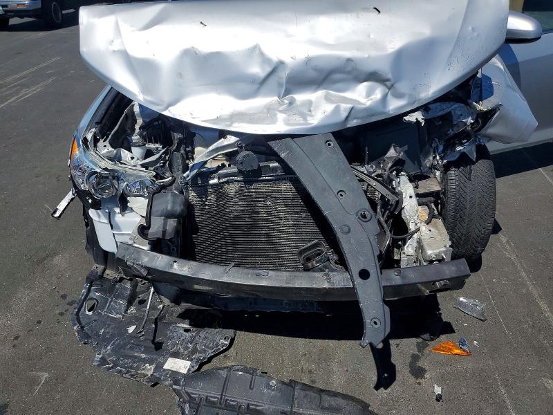 57599056 :رقم المزاد ، 4T1BK1FK8CU009765 vin ، 2012 Toyota Camry مزاد بيع