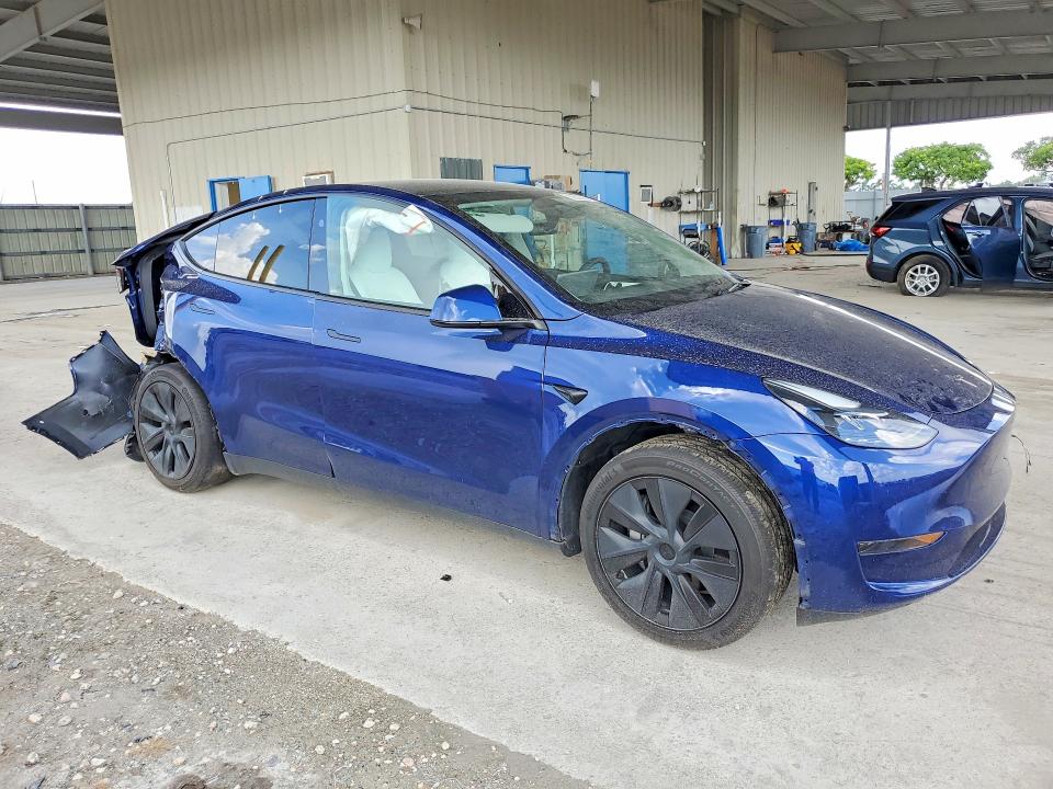 Продажа на аукционе авто 2025 Tesla Model Y, vin: 7SAYGDED8SF234606, номер лота: 58555636