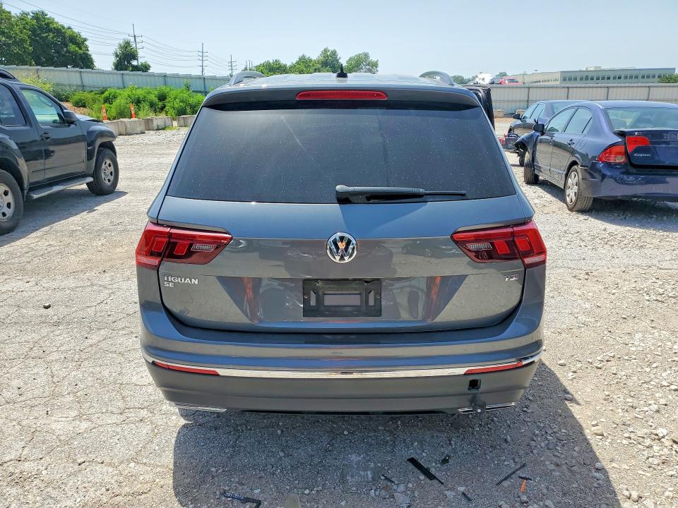 2018 Volkswagen Tiguan მანქანა იყიდება აუქციონზე, vin: 3VV3B7AX7JM000878, აუქციონის ნომერი: 59543886