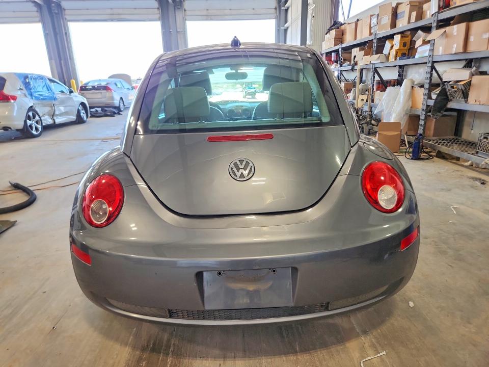 2006 Volkswagen New Beetle მანქანა იყიდება აუქციონზე, vin: 3VWRG31C06M422317, აუქციონის ნომერი: 55601506