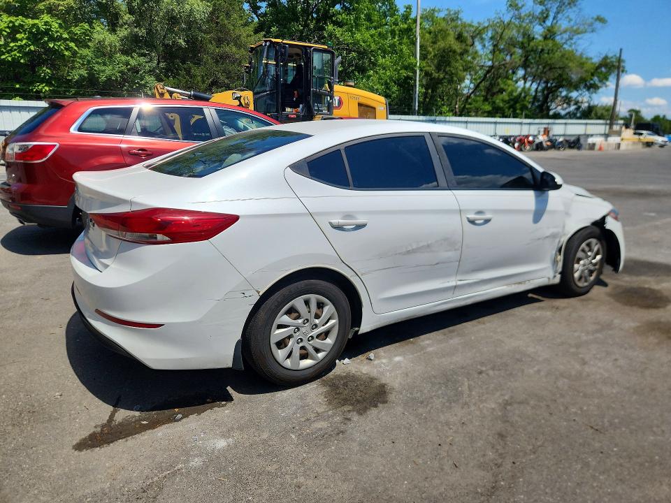 2018 Hyundai Elantra მანქანა იყიდება აუქციონზე, vin: 5NPD74LF7JH296725, აუქციონის ნომერი: 57521116