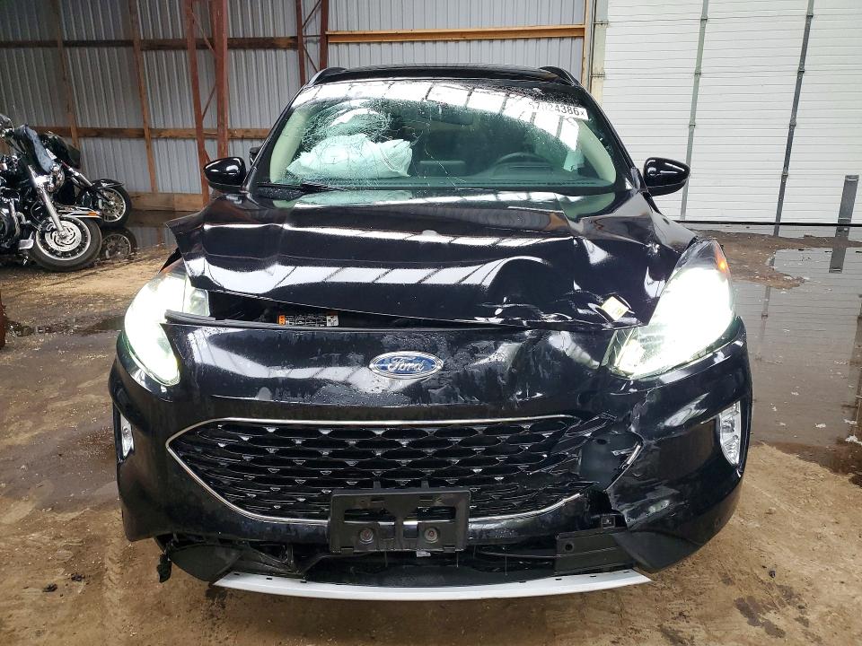 2020 Ford Escape მანქანა იყიდება აუქციონზე, vin: 1FMCU9J97LUA63009, აუქციონის ნომერი: 57024386
