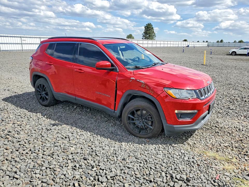 2018 Jeep Compass მანქანა იყიდება აუქციონზე, vin: 3C4NJDBB2JT239014, აუქციონის ნომერი: 56393346