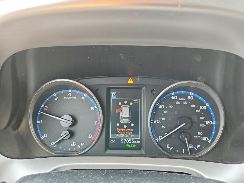 Продажа на аукционе авто 2017 Toyota Rav4, vin: JTMWFREV0HD097318, номер лота: 56357106