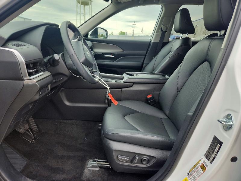 2025 Toyota Grand Highlander Hybrid მანქანა იყიდება აუქციონზე, vin: 5TDACAB53SS061160, აუქციონის ნომერი: 58454046