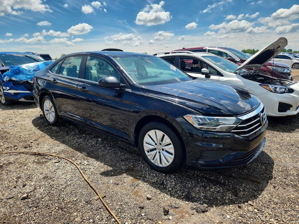 Продажа на аукционе авто 2019 Volkswagen Jetta, vin: 3VWC57BU0KM075852, номер лота: 51692646
