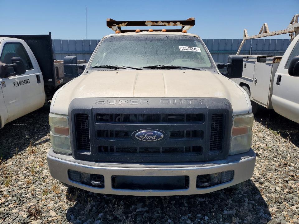 56546846 :رقم المزاد ، 1FDWX34569EA33139 vin ، 2009 Ford F350 مزاد بيع