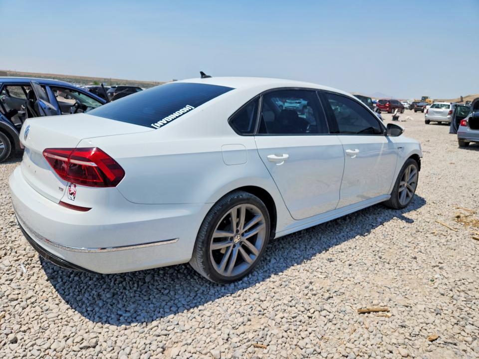 57543956 :رقم المزاد ، 1VWAA7A31JC011959 vin ، 2018 Volkswagen Passat مزاد بيع