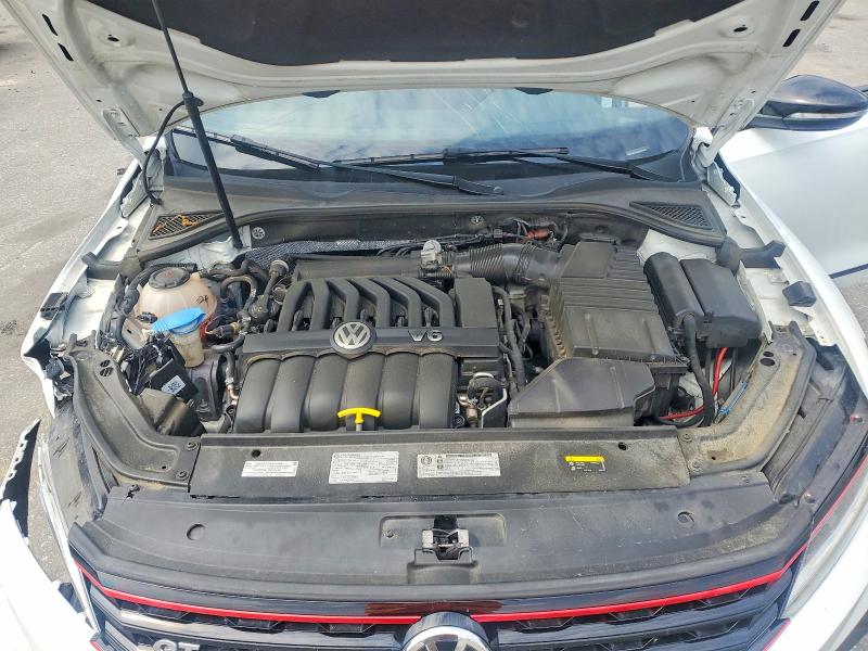 Продажа на аукционе авто 2018 Volkswagen Passat, vin: 1VWJM7A32JC048980, номер лота: 56843386