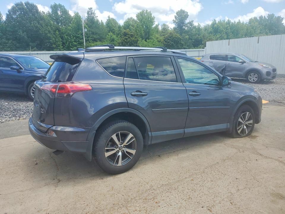 56471216 :رقم المزاد ، 2T3RFREV9JW738584 vin ، 2018 Toyota Rav4 مزاد بيع