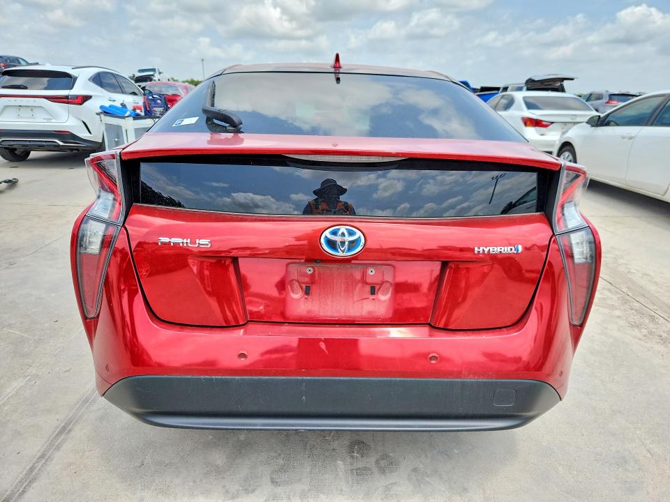 Продажа на аукционе авто 2017 Toyota Prius, vin: JTDKARFUXH3538056, номер лота: 58221896