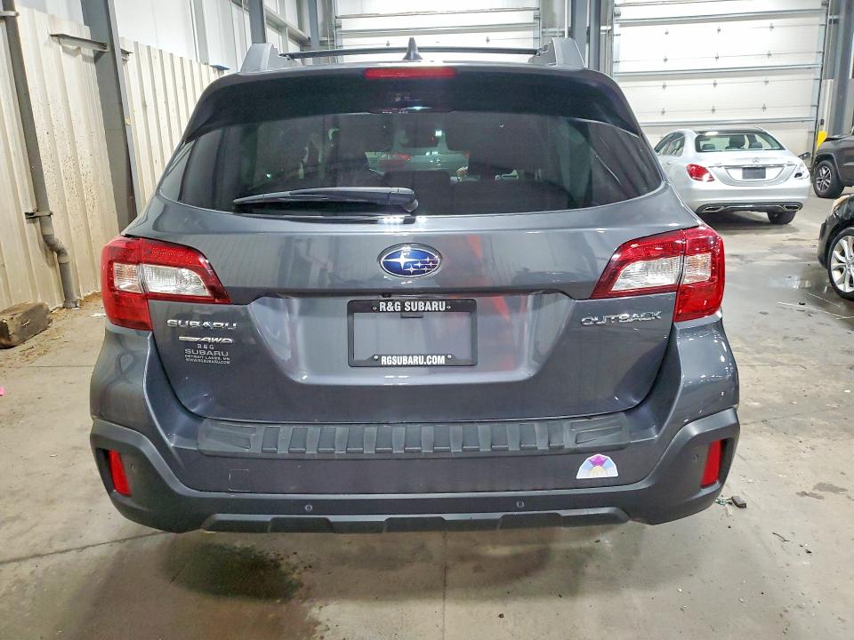 2018 Subaru Outback მანქანა იყიდება აუქციონზე, vin: 4S4BSANC1J3265792, აუქციონის ნომერი: 57689546