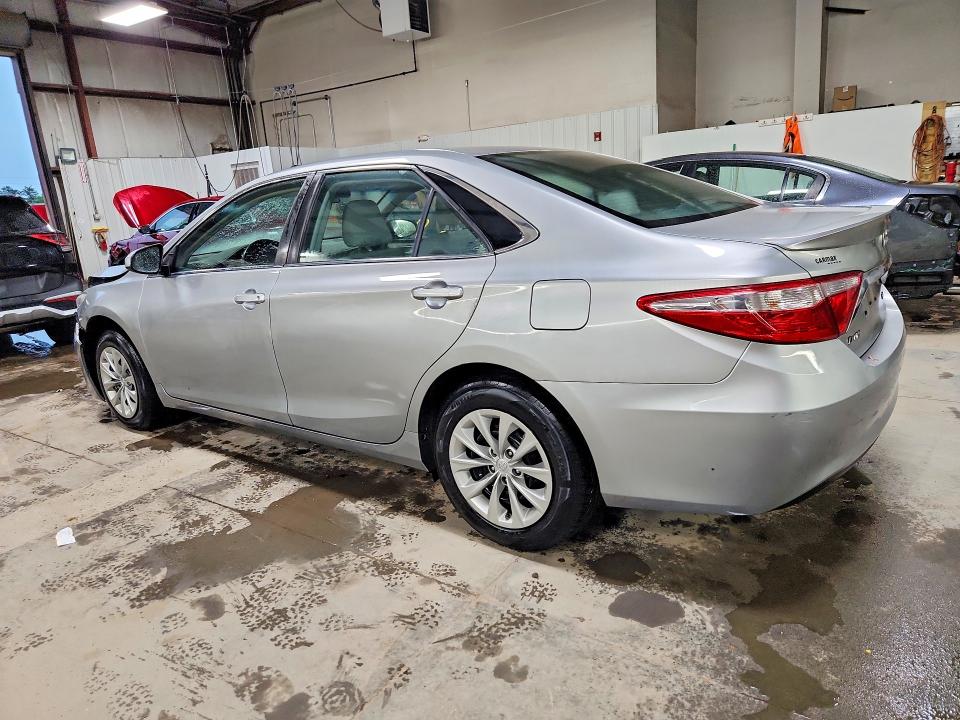 2017 Toyota Camry მანქანა იყიდება აუქციონზე, vin: 4T1BF1FK1HU720994, აუქციონის ნომერი: 56586166