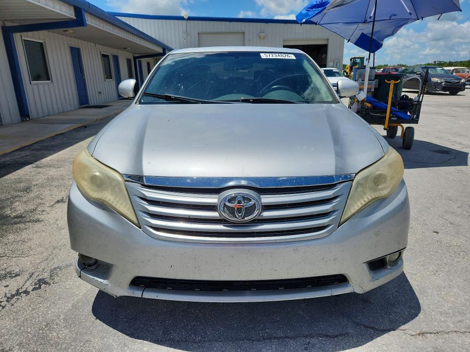2011 Toyota Avalon მანქანა იყიდება აუქციონზე, vin: 4T1BK3DB4BU384579, აუქციონის ნომერი: 57234826
