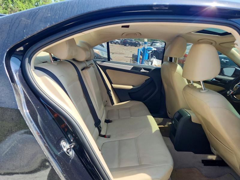 59185366 :رقم المزاد ، 3VW637AJ5DM227685 vin ، 2013 Volkswagen Jetta مزاد بيع