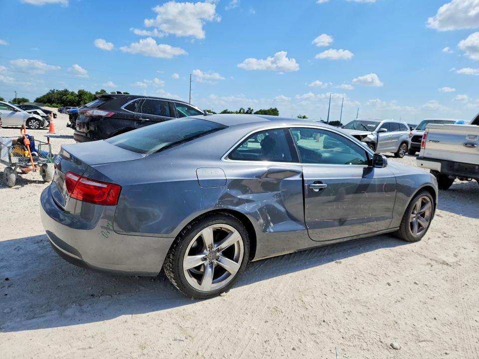 2014 Audi A5 მანქანა იყიდება აუქციონზე, vin: WAUCFAFR3EA031202, აუქციონის ნომერი: 58940456