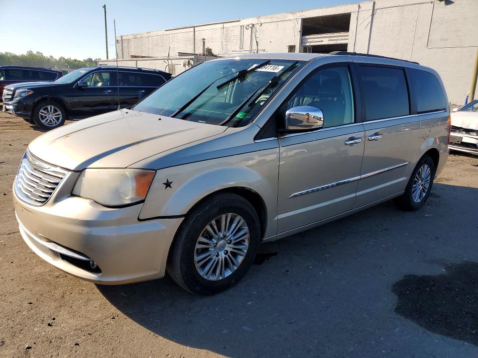 Auction sale of the 2013 Chrysler Town & Country, vin: 2C4RC1CG0DR614815, lot number: 57484116