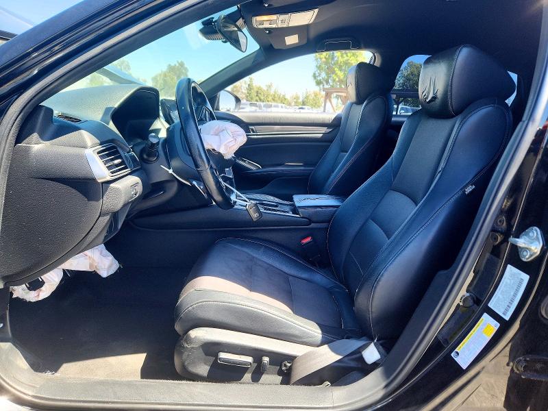 56189016 :رقم المزاد ، 1HGCV1F34JA092121 vin ، 2018 Honda Accord مزاد بيع