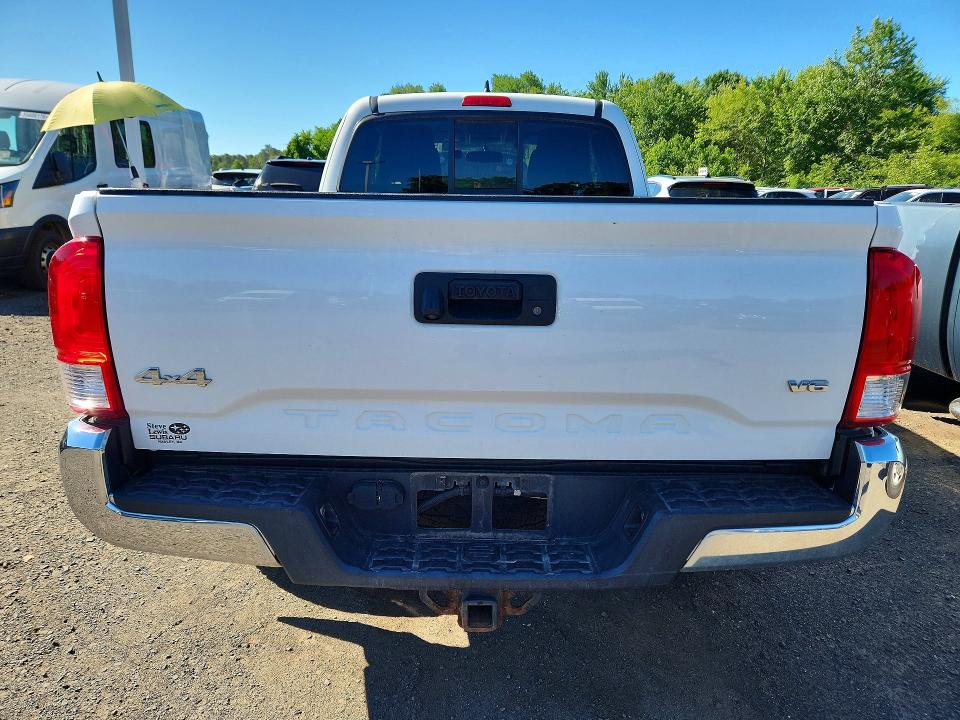55272886 :رقم المزاد ، 5TFSZ5AN4HX071582 vin ، 2017 Toyota Tacoma مزاد بيع