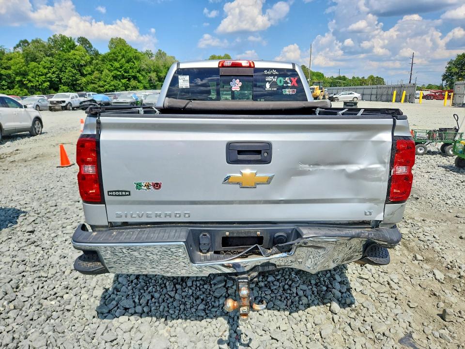 2018 Chevrolet Silverado მანქანა იყიდება აუქციონზე, vin: 3GCUKREC5JG171438, აუქციონის ნომერი: 57053136