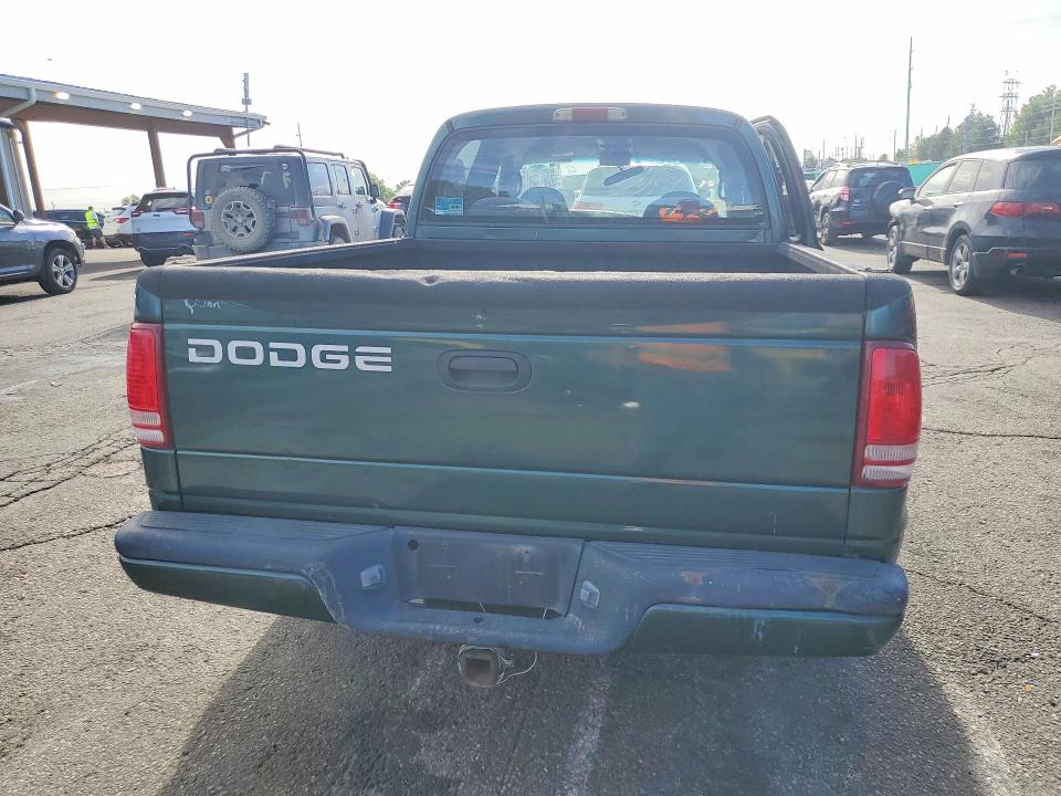 58120086 :رقم المزاد ، 1B7GL2AN4YS695871 vin ، 2000 Dodge Dakota مزاد بيع