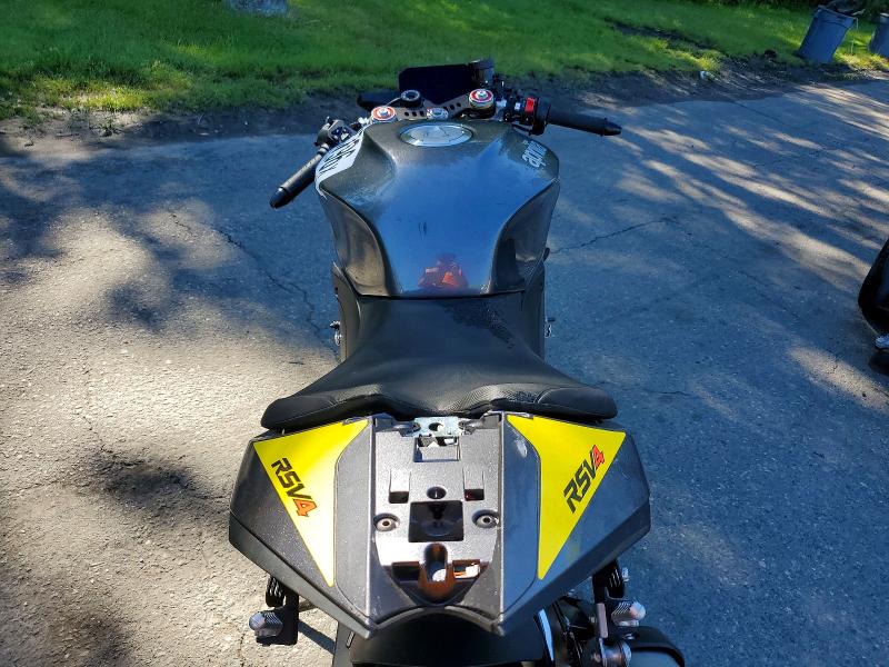 57139796 :رقم المزاد ، ZD4XPUA02TS000143 vin ، 2026 Aprilia Rsv4 مزاد بيع