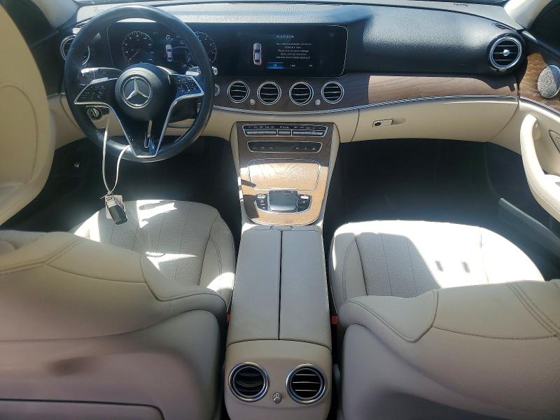 56590126 :رقم المزاد ، W1KZF8EB5MA975906 vin ، 2021 Mercedes-benz E مزاد بيع