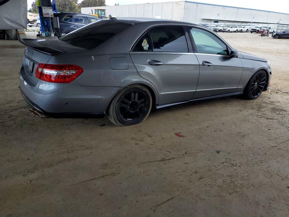 56701816 :رقم المزاد ، WDDHF7CB8BA316918 vin ، 2011 Mercedes-benz E مزاد بيع