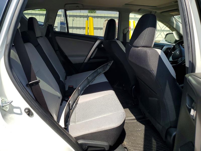 56837656 :رقم المزاد ، JTMRFREV6JJ721384 vin ، 2018 Toyota Rav4 مزاد بيع