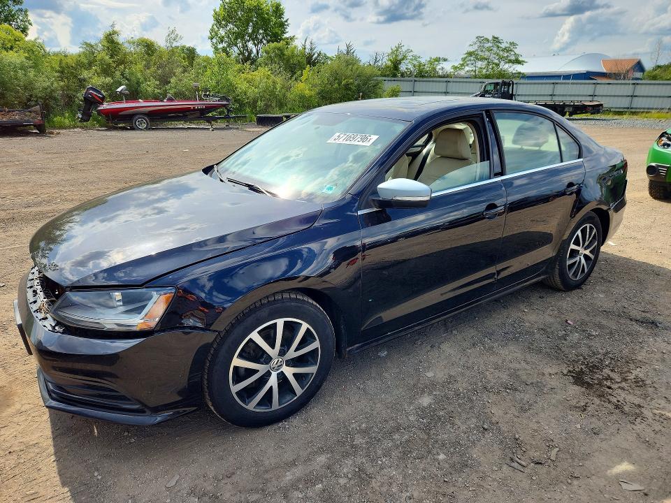 57169796 :رقم المزاد ، 3VWDB7AJ9HM339597 vin ، 2017 Volkswagen Jetta مزاد بيع