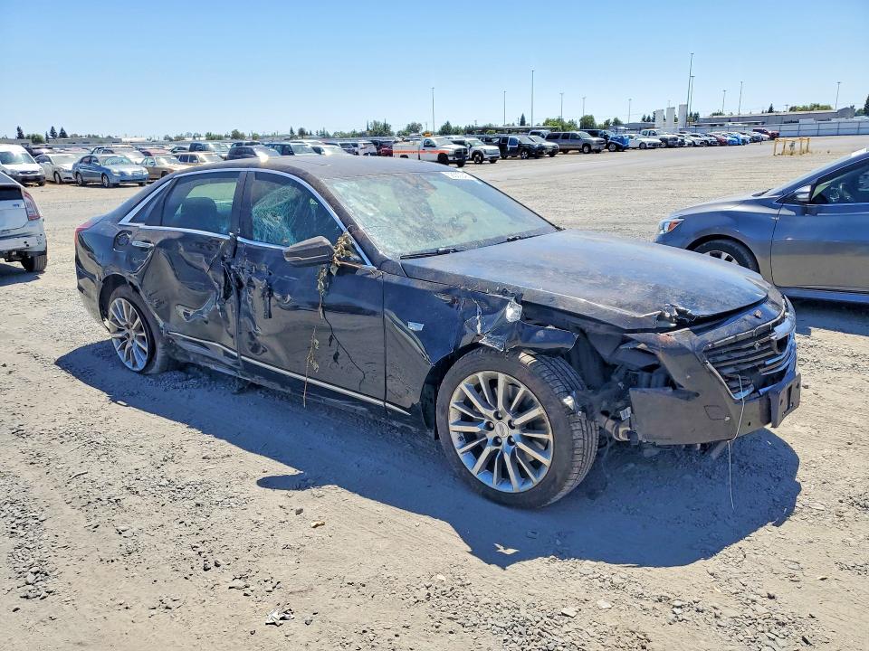58509246 :رقم المزاد ، 1G6KD5RS7HU183810 vin ، 2017 Cadillac Ct6 مزاد بيع