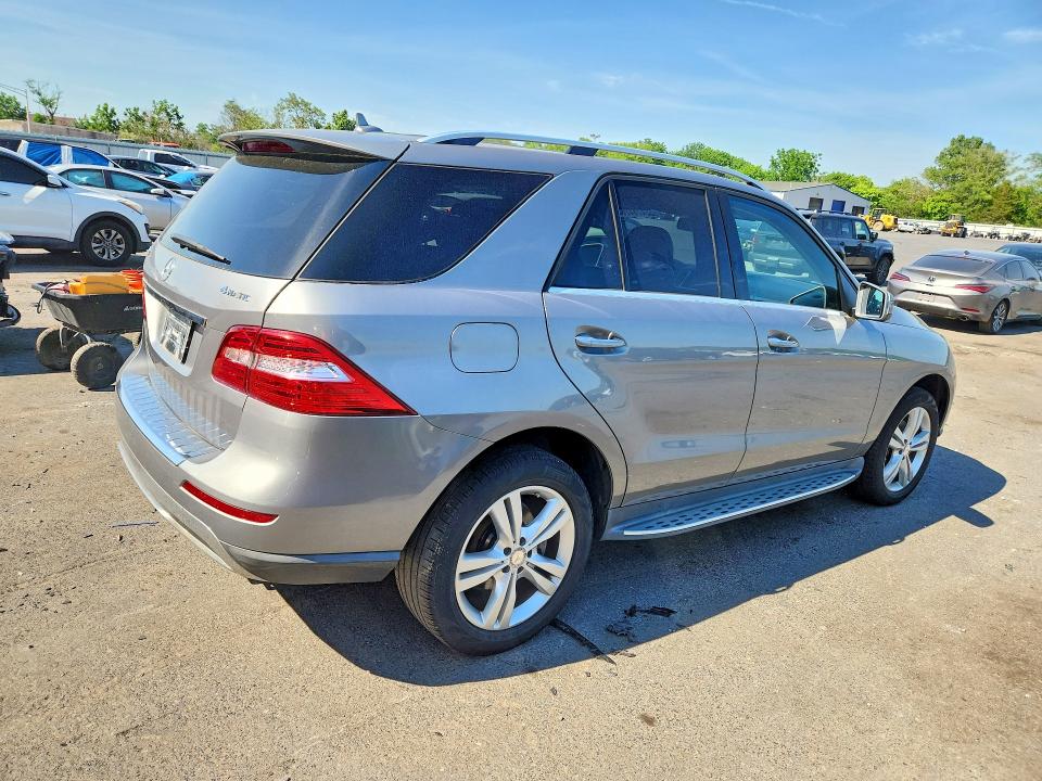Auction sale of the 2015 Mercedes-benz Ml, vin: 4JGDA5HB8FA441200, lot number: 56478426