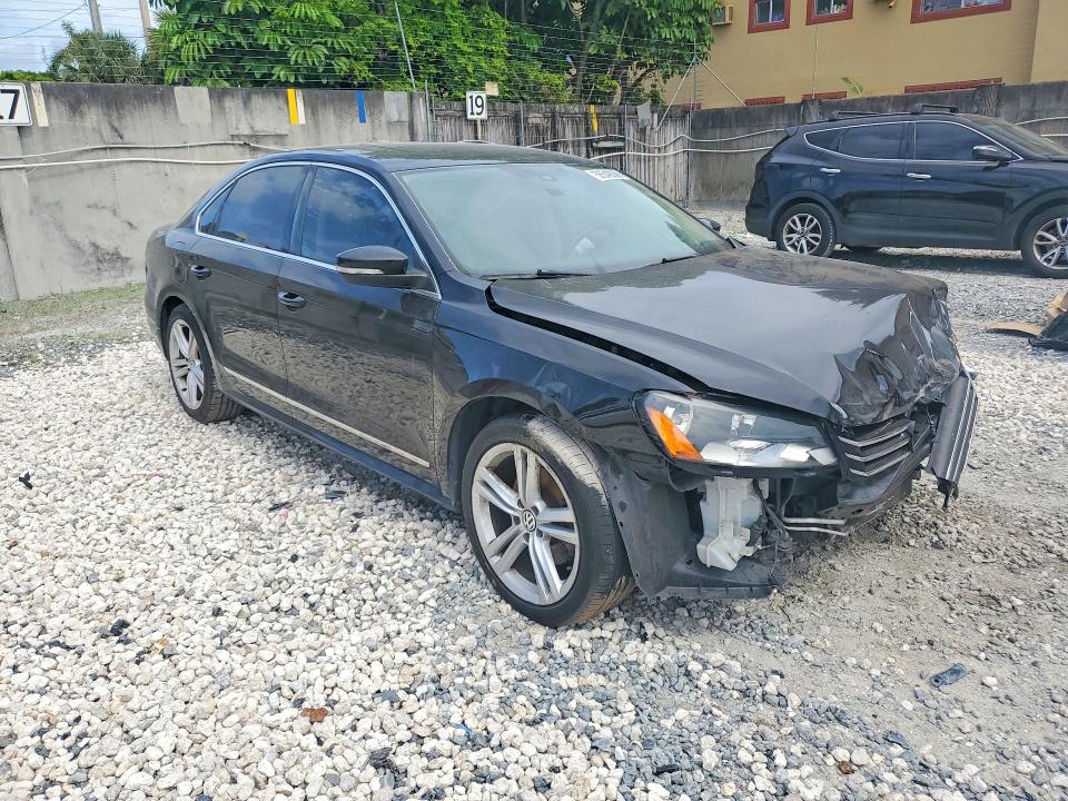 Продажа на аукционе авто 2015 Volkswagen Passat, vin: 1VWBS7A30FC030477, номер лота: 56542066