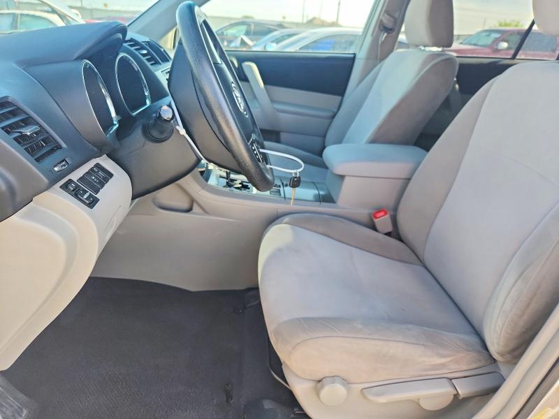 57176556 :رقم المزاد ، 5TDZK3EH9DS108797 vin ، 2013 Toyota Highlander مزاد بيع
