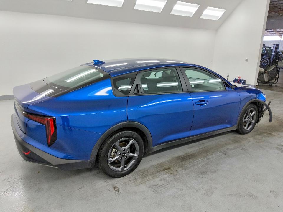 Продаж на аукціоні авто 2025 Kia K4, vin: 3KPFT4DE8SE038438, номер лоту: 59073856