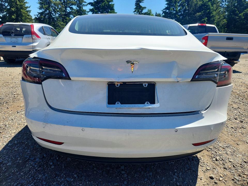 Продажа на аукционе авто 2018 Tesla Model 3, vin: 5YJ3E1EA5JF162408, номер лота: 55802796