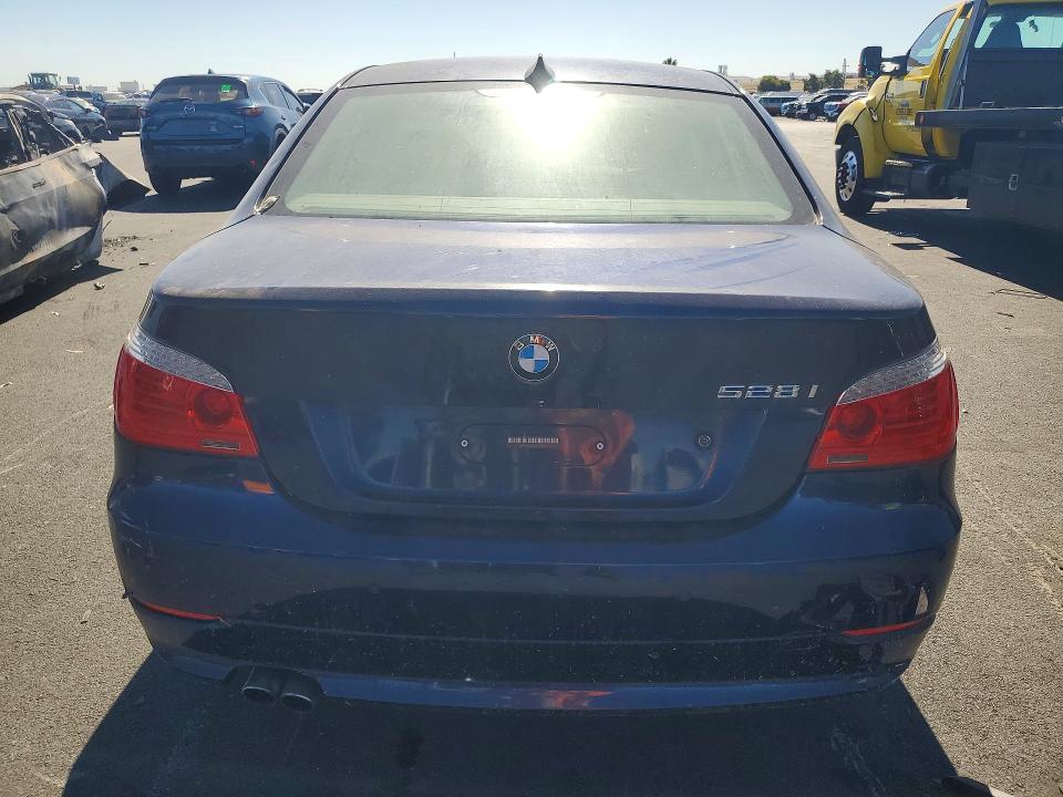 55984766 :رقم المزاد ، WBANU5C51AC442717 vin ، 2010 Bmw 528 مزاد بيع