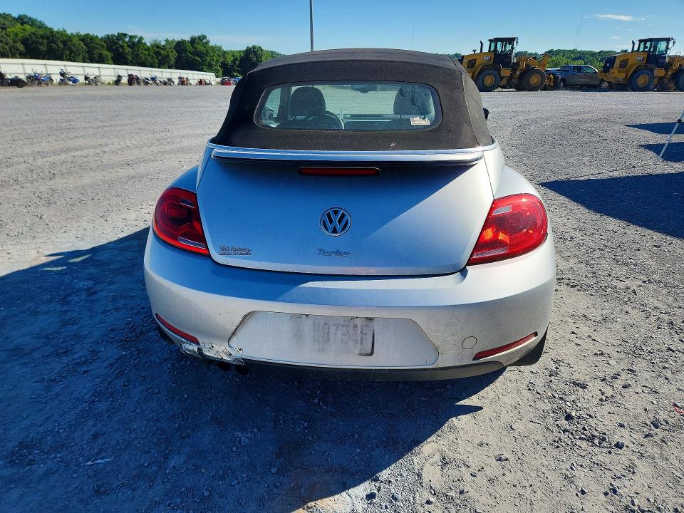 57488856 :رقم المزاد ، 3VW507AT8GM805689 vin ، 2016 Volkswagen Beetle مزاد بيع
