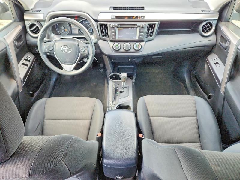 2018 Toyota Rav4 მანქანა იყიდება აუქციონზე, vin: JTMZFREV3JJ185574, აუქციონის ნომერი: 57364746