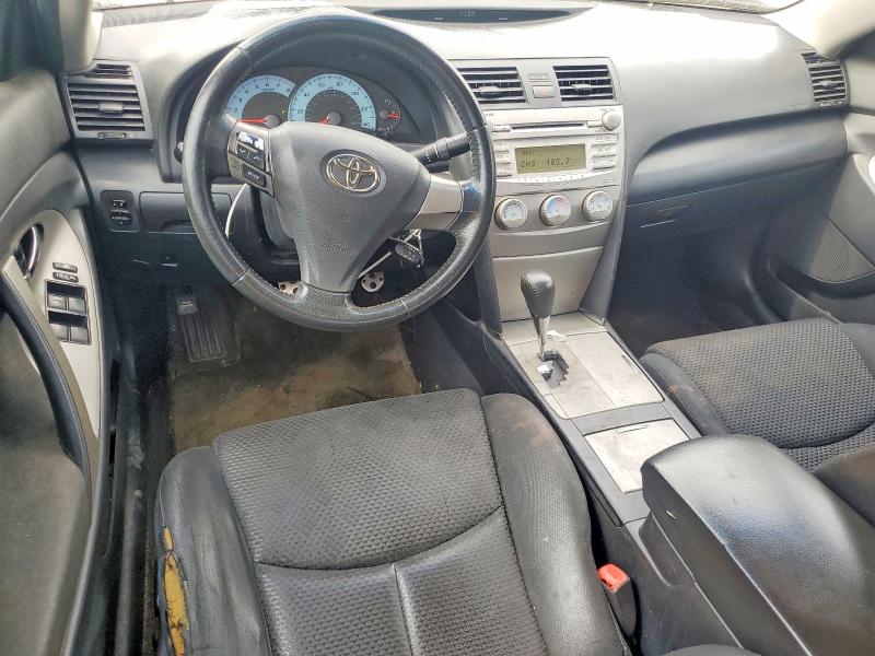 53693216 :رقم المزاد ، 4T1BF3EK7BU682305 vin ، 2011 Toyota Camry مزاد بيع