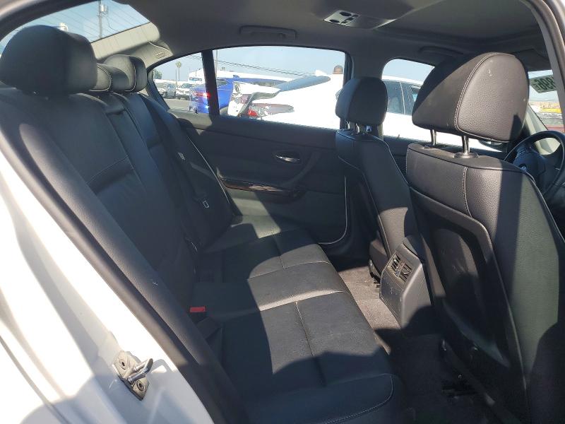 56241896 :رقم المزاد ، WBAPH5G54BNM80620 vin ، 2011 Bmw 3-series 328i 4d Sed مزاد بيع