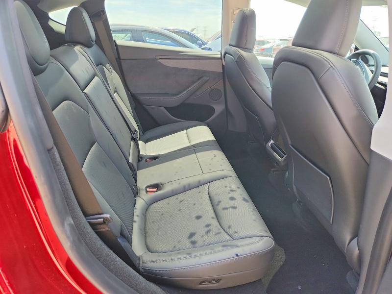 55995536 :رقم المزاد ، 7SAYGDEE5TF397692 vin ، 2026 Tesla Model Y مزاد بيع