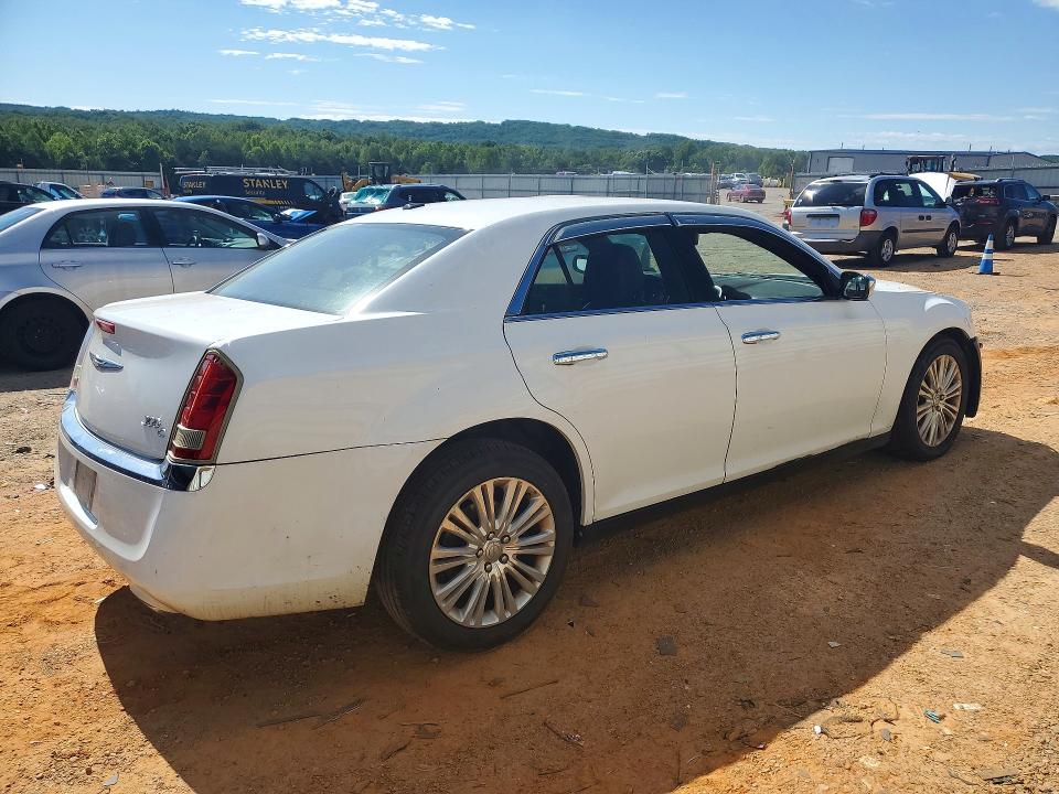 Продажа на аукционе авто 2013 Chrysler 300c, vin: 2C3CCAKG5DH683033, номер лота: 57170576