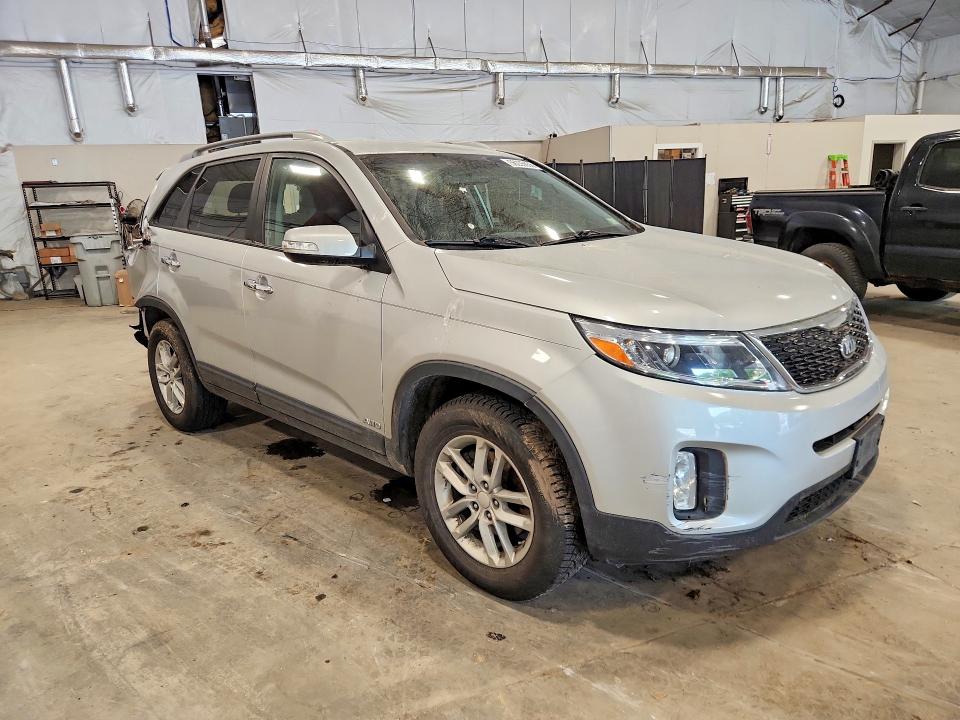 2014 Kia Sorento მანქანა იყიდება აუქციონზე, vin: 5XYKTDA69EG482673, აუქციონის ნომერი: 56235656