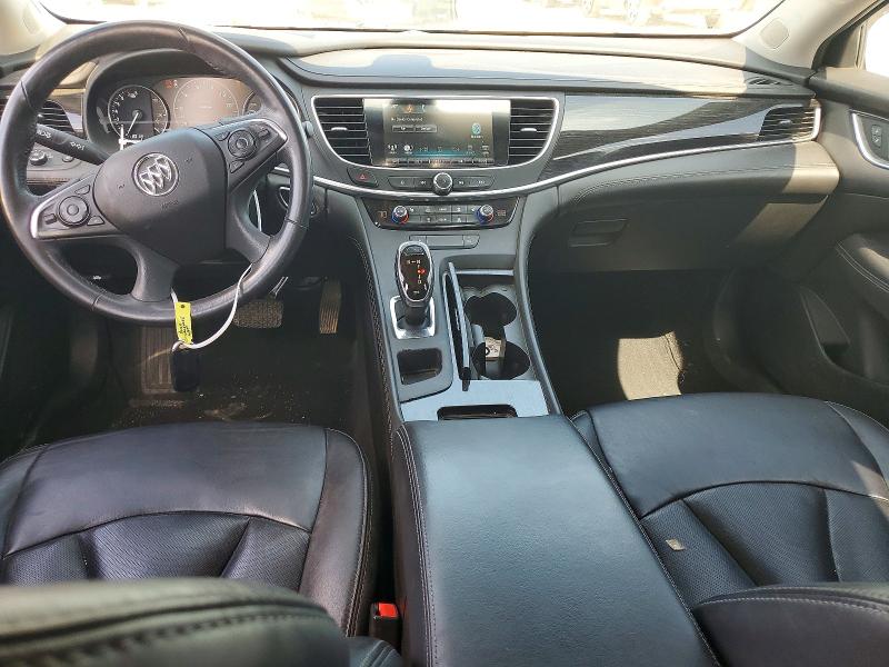 55601996 :رقم المزاد ، 1G4ZP5SZ8JU127385 vin ، 2018 Buick Lacrosse مزاد بيع